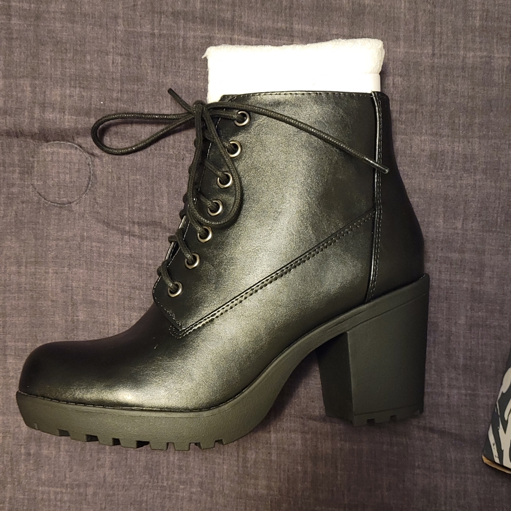 New in box boots